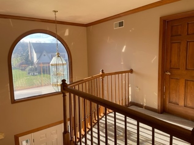 1116 Chaucer Dr, Greensburg PA  15601-9046 exterior