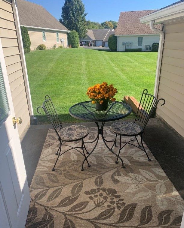 404 Stoneridge Blvd, Butler PA 16001-6678 exterior