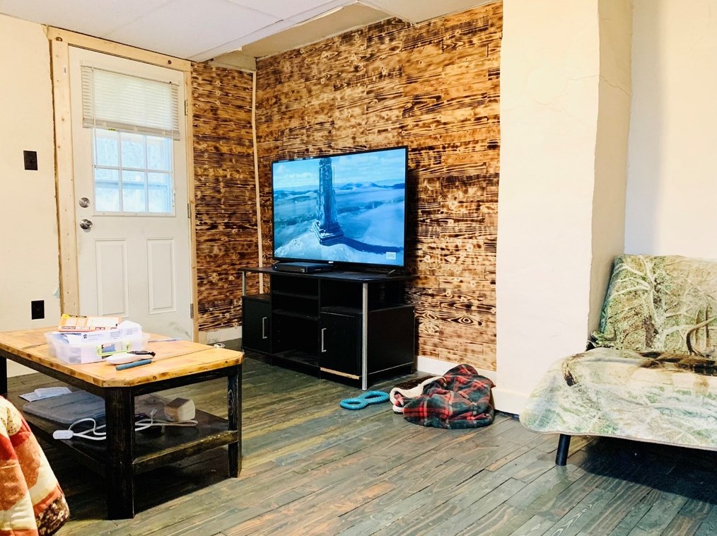 114 Martin Rd, Hopwood, PA 15445