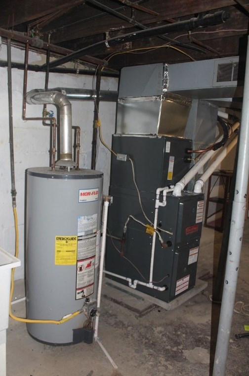 1810 Windover Ave, Ellwood City PA  16117-3445 exterior