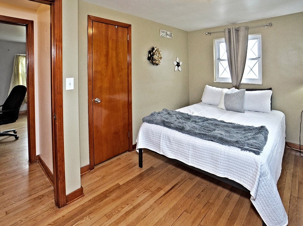 209 Willow Dr, Monroeville PA  15146-4552 exterior