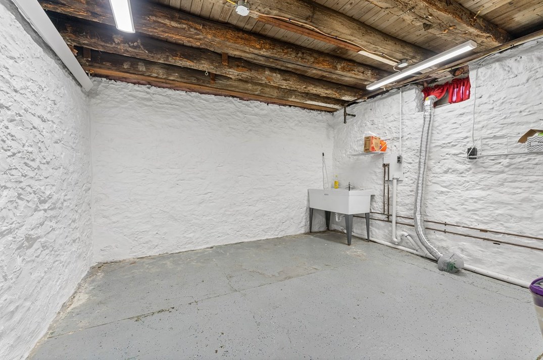 841 Park Ave, Washington PA 15301-8144 exterior