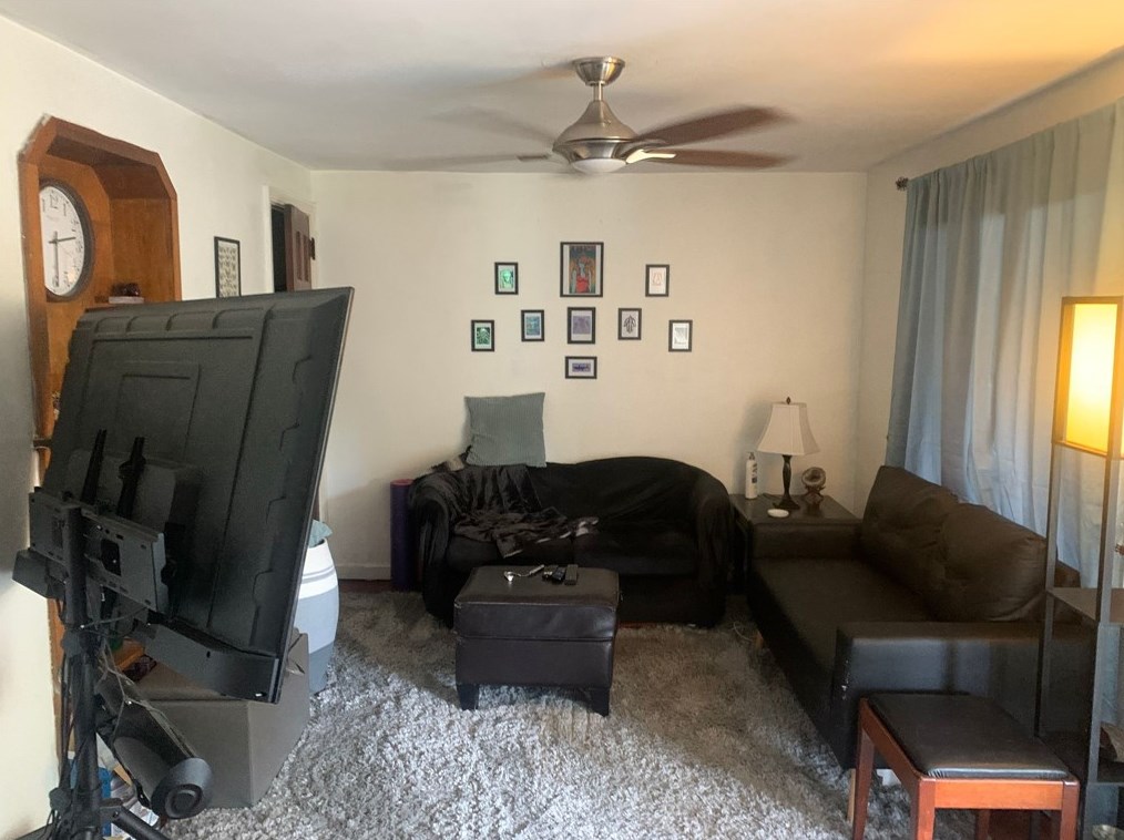 110 James St, North Versailles PA 15137-2021 exterior