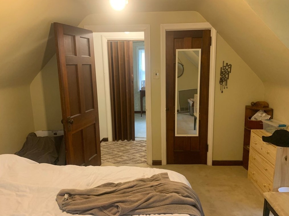 110 James St, North Versailles PA 15137-2021 exterior