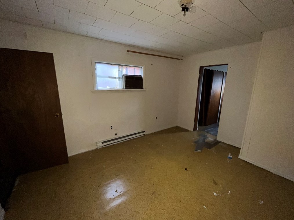 1056 Allison Ave, Washington PA  15301-2045 exterior