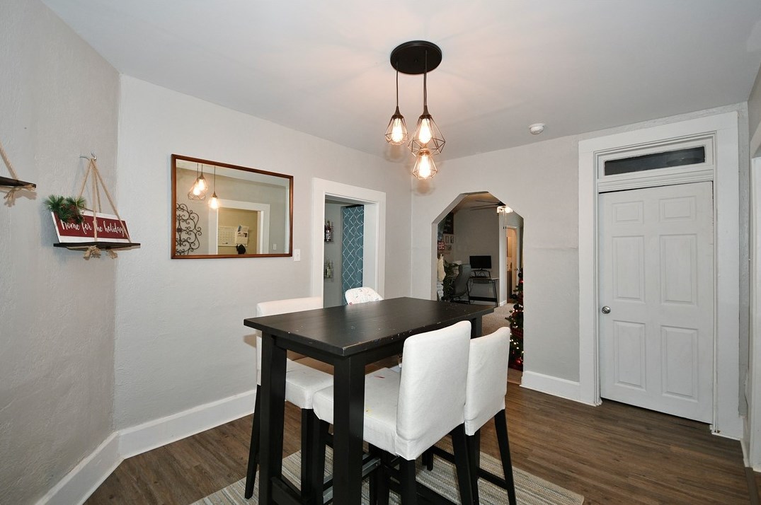 631 Ridge Ave, Collier Township PA  15106-2844 exterior