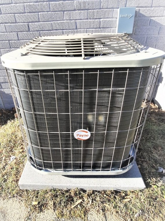 636 Morning Star Dr, Ellwood City PA  16117 exterior