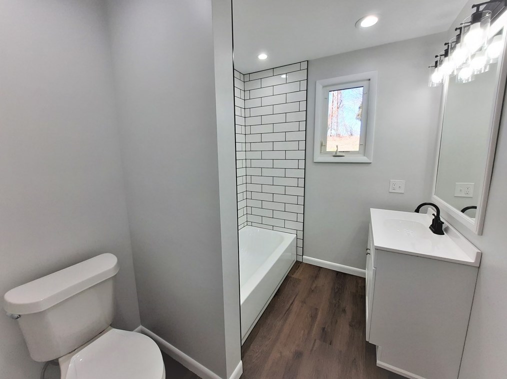 636 Morning Star Dr, Ellwood City PA  16117 exterior