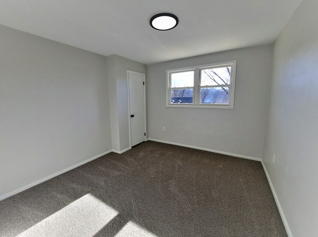 636 Morning Star Dr, Ellwood City PA  16117 exterior