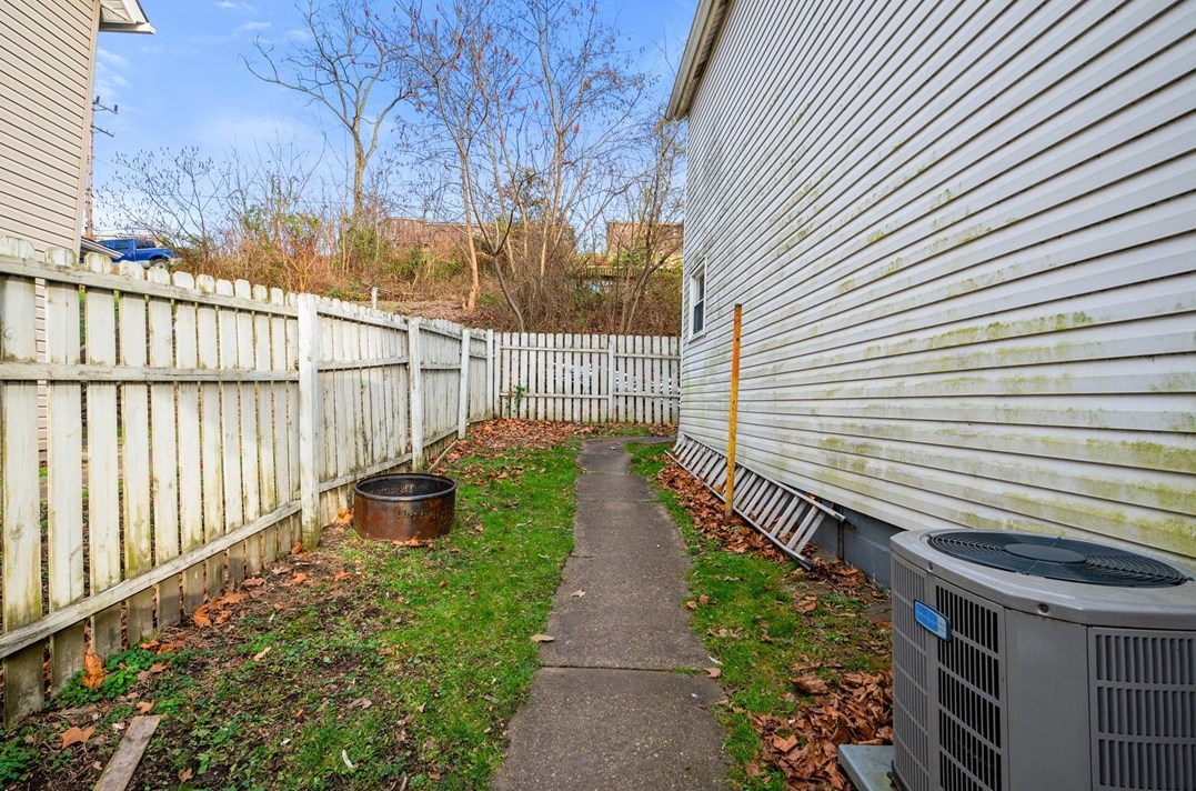 1885 5th St, Freedom PA  15042 exterior