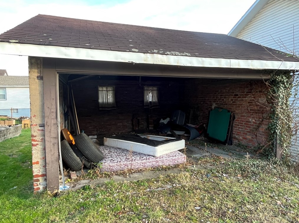 62 Laurel Ave, Washington PA  15301-3319 exterior