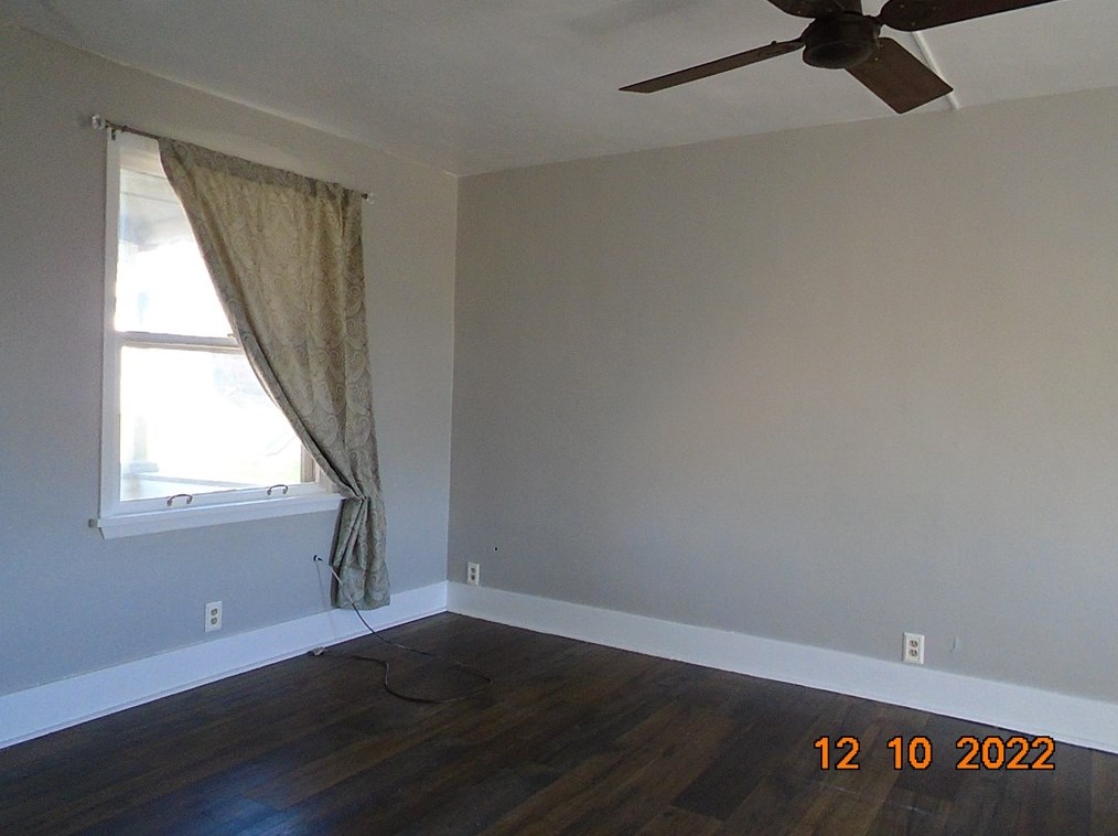 1405 Taylor Ave, New Kensington PA  15068-4155 exterior