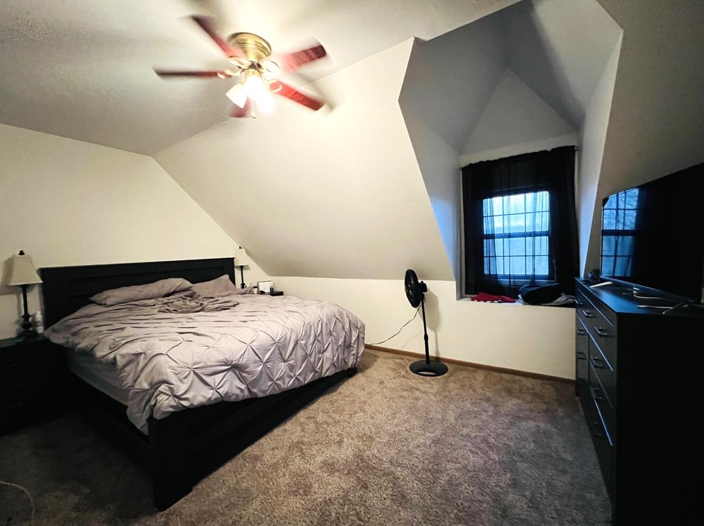 304 Rhodes Pl, New Castle PA  exterior