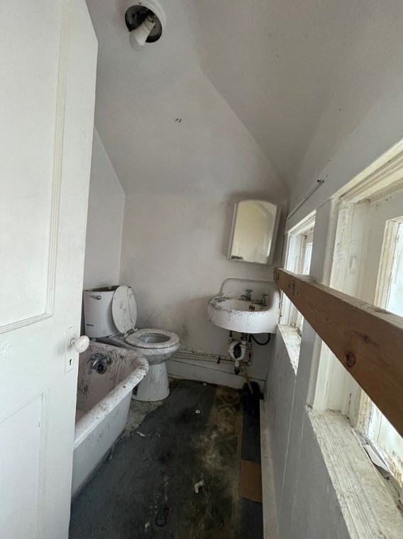 1714 Sumac St, Mckeesport PA  15132-5469 exterior