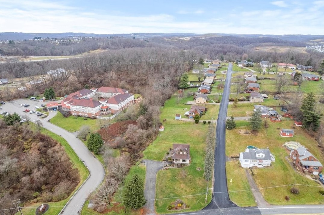 797 Locust Ave, Washington PA 15301-2739 exterior