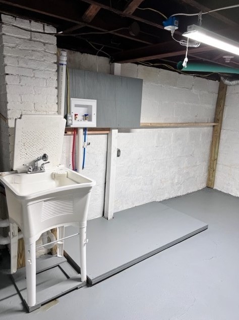 57 Lemon St, Oliphant Furnace PA  15401-2949 exterior