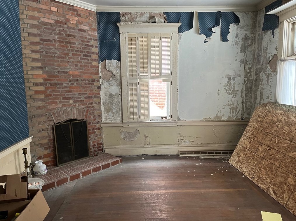 701 Mckean St, Kittanning PA  16201-1212 exterior