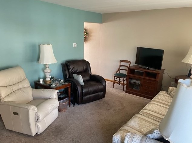 115 General Braddock Dr, Rankin PA  15104-2703 exterior