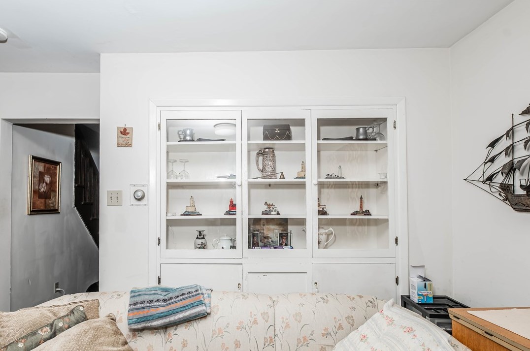 37 11th St, Indiana PA  15701-2632 exterior