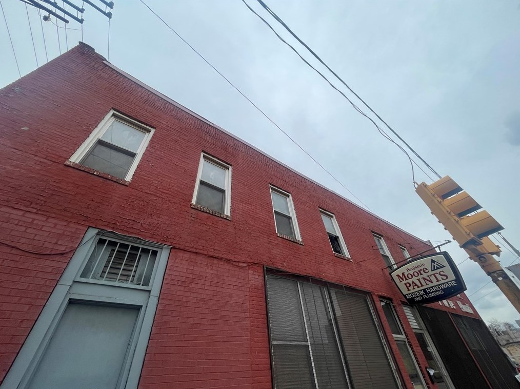 201 Braddock Ave, Rankin PA  15104-1431 exterior