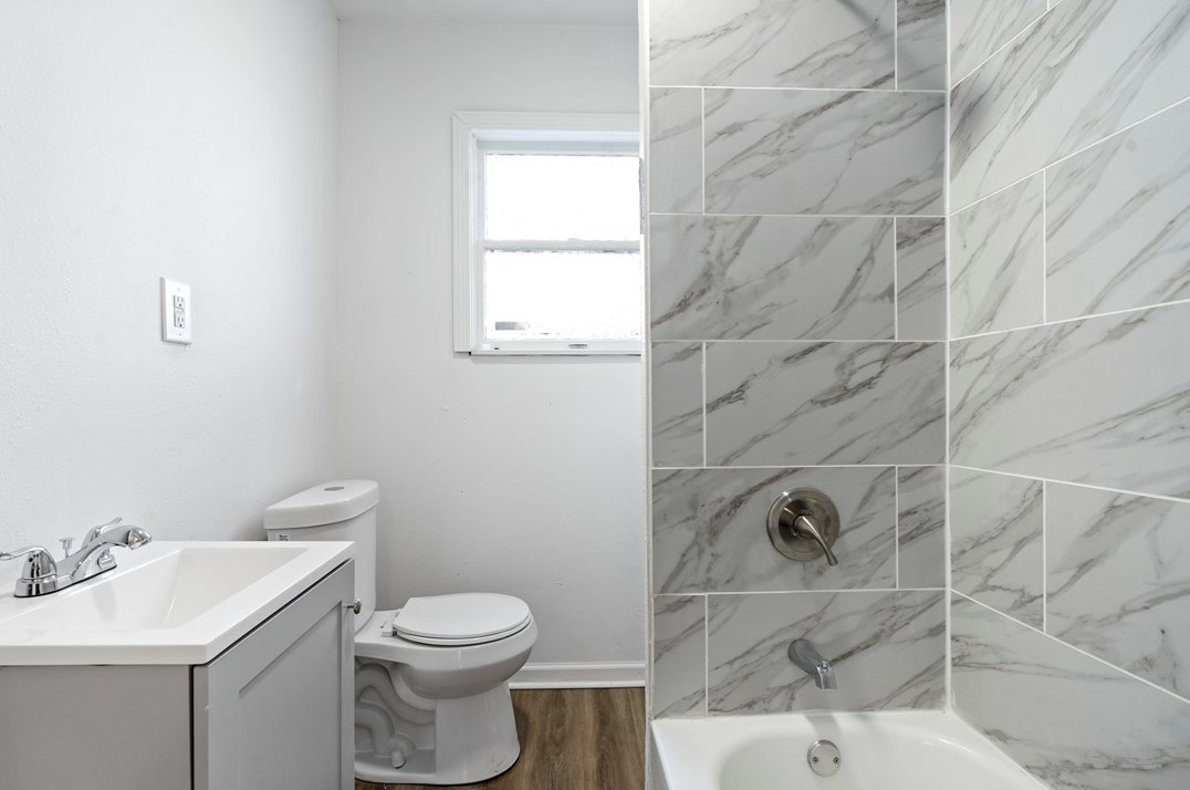 2118 Leishman Ave, New Kensington, PA 15068