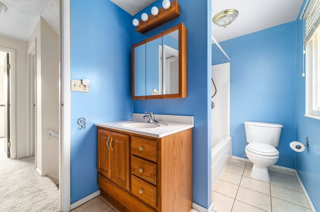 208 Wheatfield Dr, Greensburg PA  15601-4739 exterior