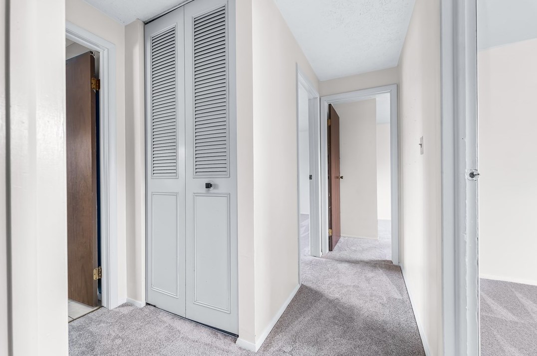 208 Wheatfield Dr, Greensburg PA  15601-4739 exterior