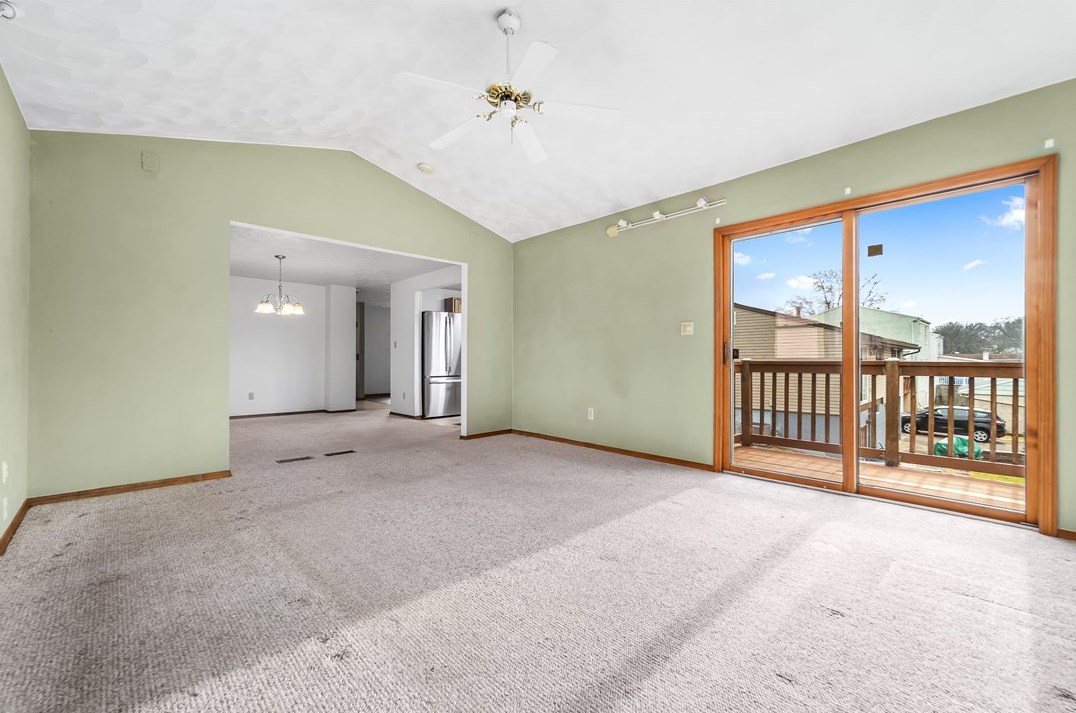 208 Wheatfield Dr, Greensburg PA  15601-4739 exterior