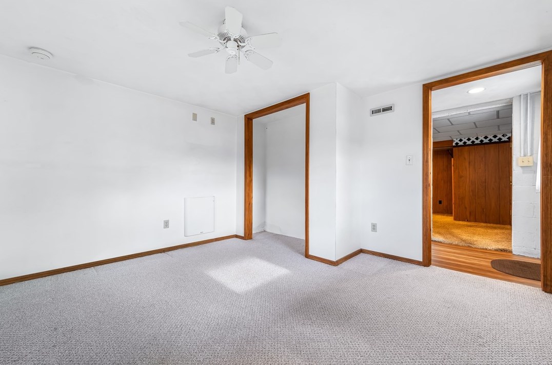 208 Wheatfield Dr, Greensburg PA  15601-4739 exterior