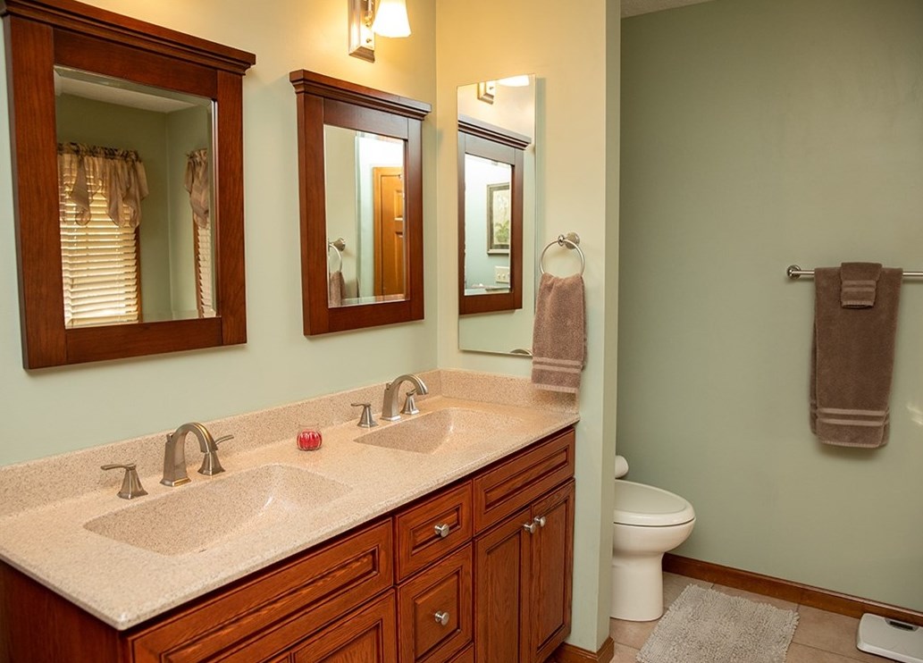 333 Rocky Ridge Rd, Bethel Park PA  15102-2231 exterior