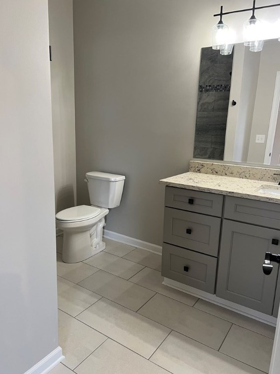 136 Clearwater Dr, Ellwood City PA  16117-3058 exterior