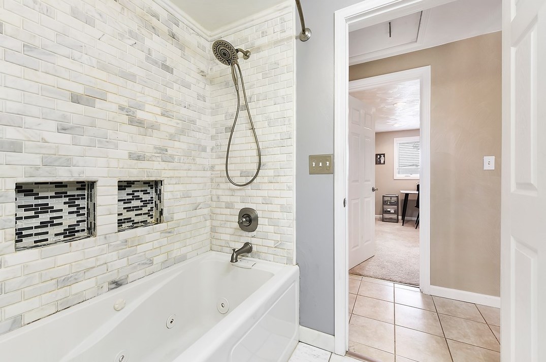 1723 Howell St, North Versailles PA  15137-2616 exterior