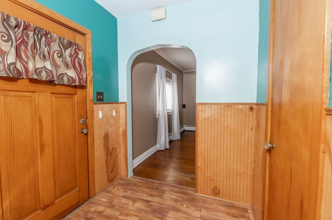 246 Oak St, Indiana PA  15701-2038 exterior