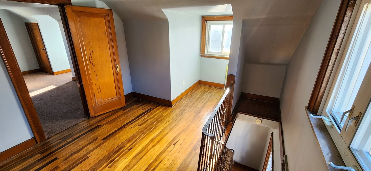 529 Collins Ave, East Pgh PA  15112-1107 exterior