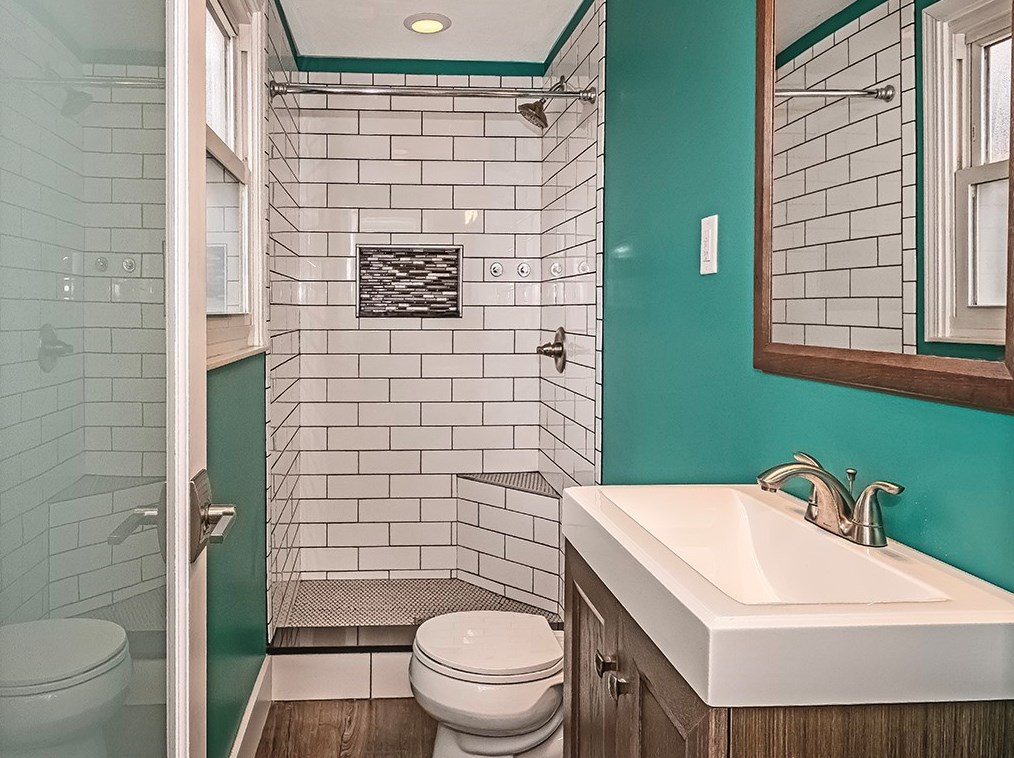 925 2nd Ave, Freedom PA  15042-2705 exterior