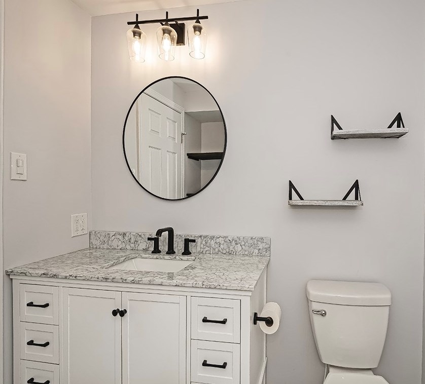 925 2nd Ave, Freedom PA  15042-2705 exterior