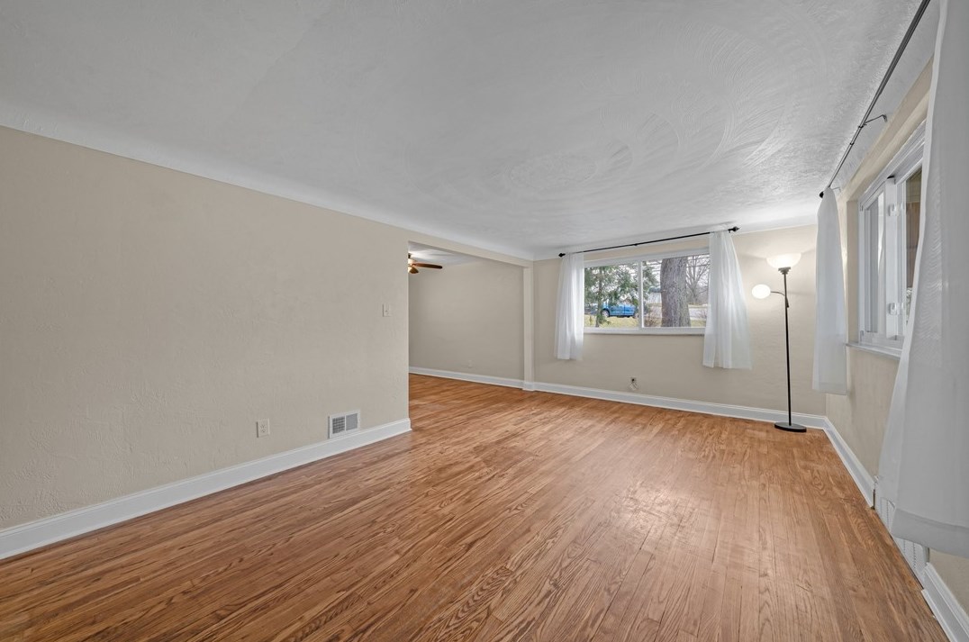 402 Old Haymaker Rd, Monroeville PA  15146-1357 exterior