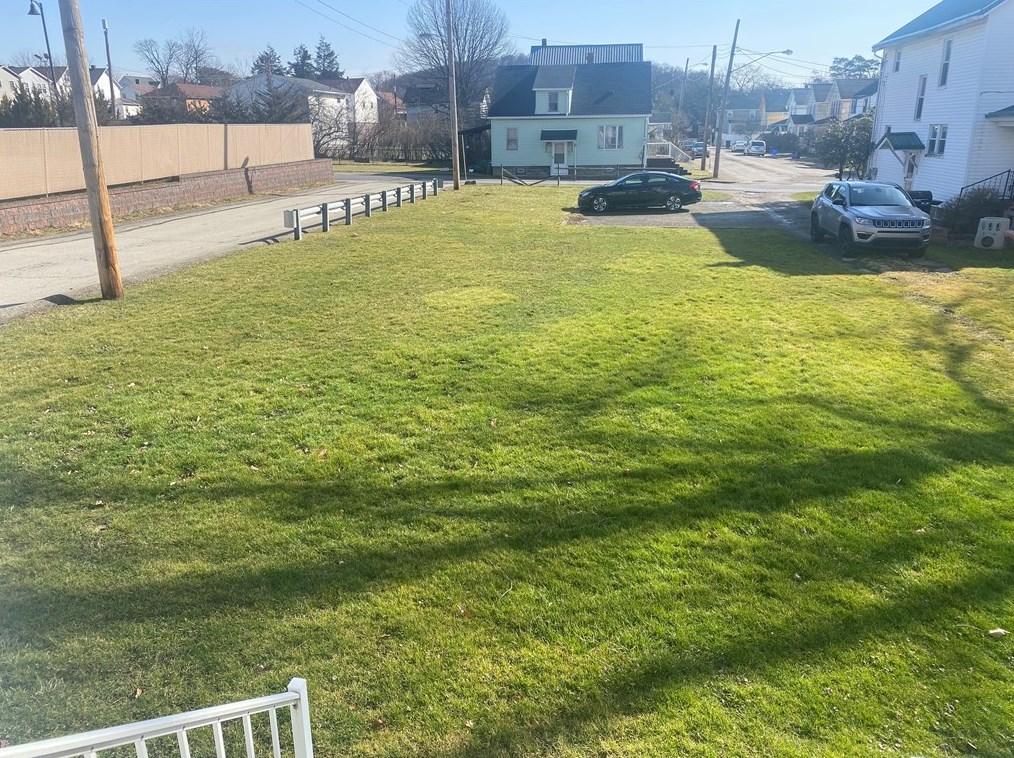 445 7th St, Indiana PA  15701-2906 exterior