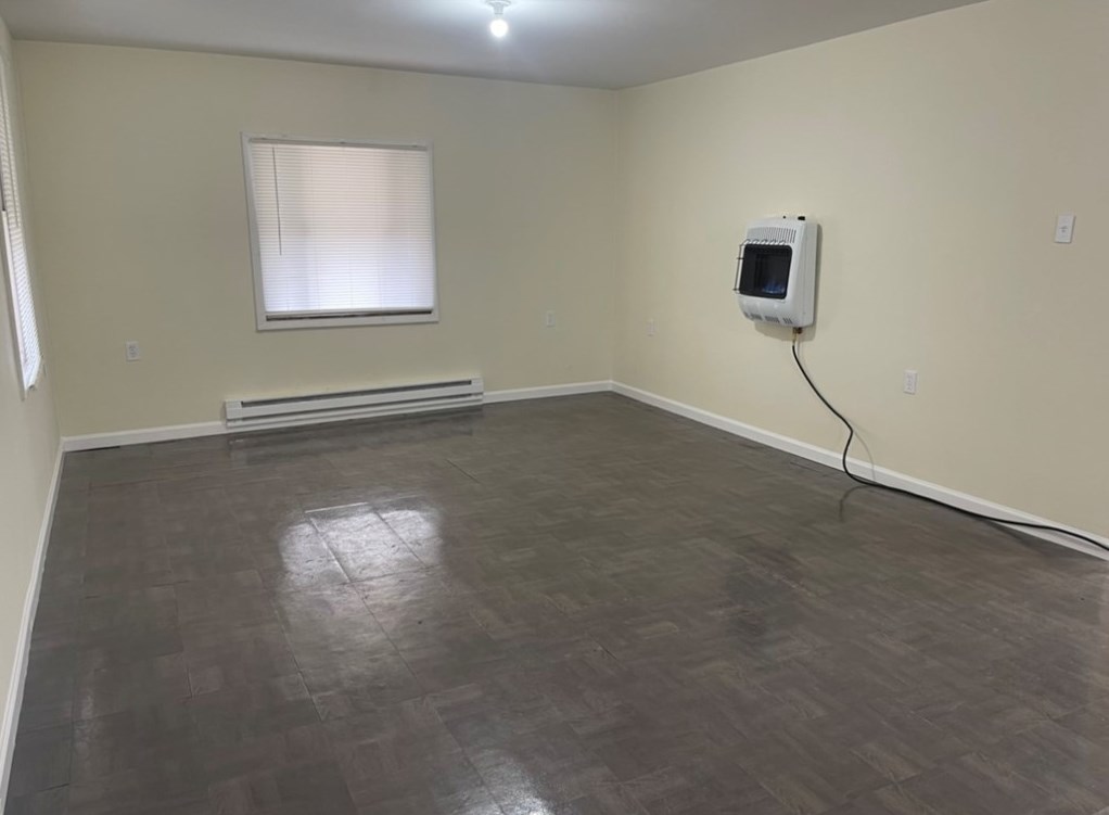 1813 13th Ave, Beaver Falls PA  15010-3825 exterior