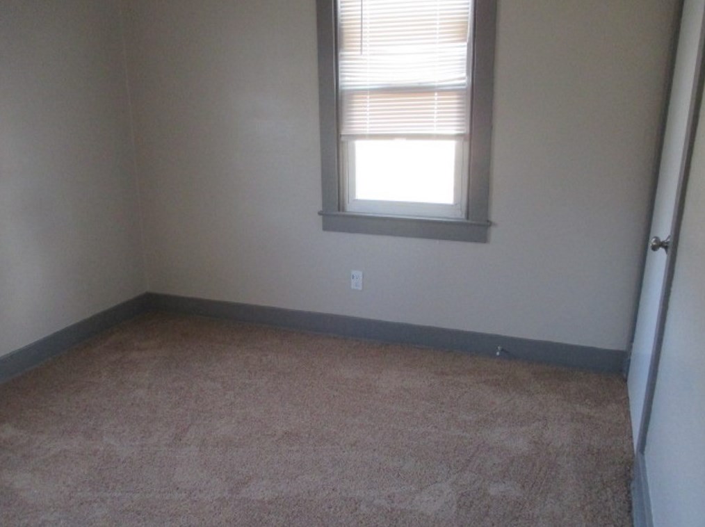 871 Park Ave, Washington PA 15301-9210 exterior