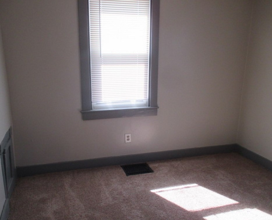 871 Park Ave, Washington PA 15301-9210 exterior