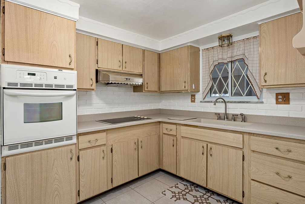807 Westbury Rd, North Versailles PA  15137-1445 exterior