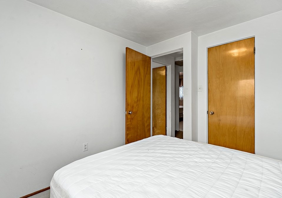 807 Westbury Rd, North Versailles PA  15137-1445 exterior