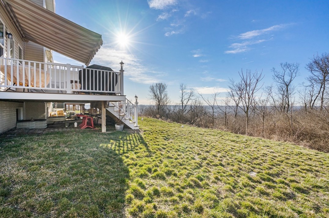 108 Sita Ct, Collier Township PA  15106 exterior