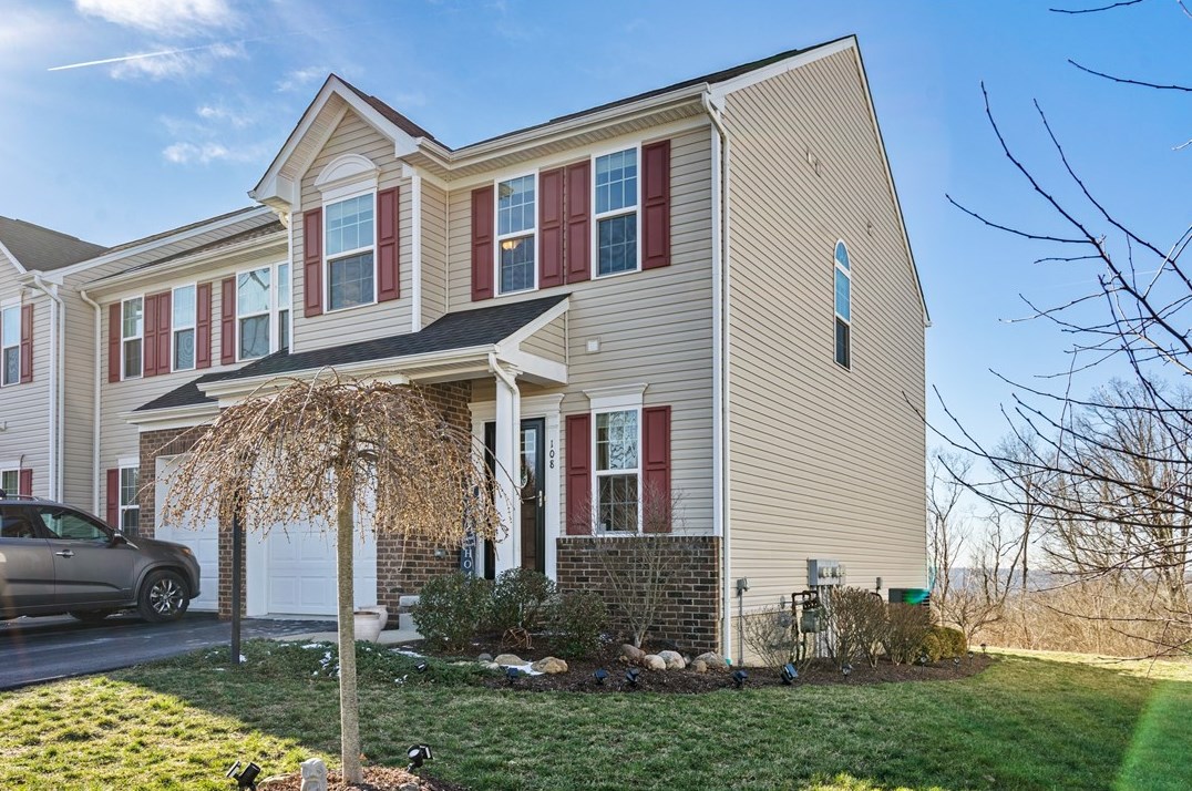 108 Sita Ct, Collier Township PA  15106 exterior