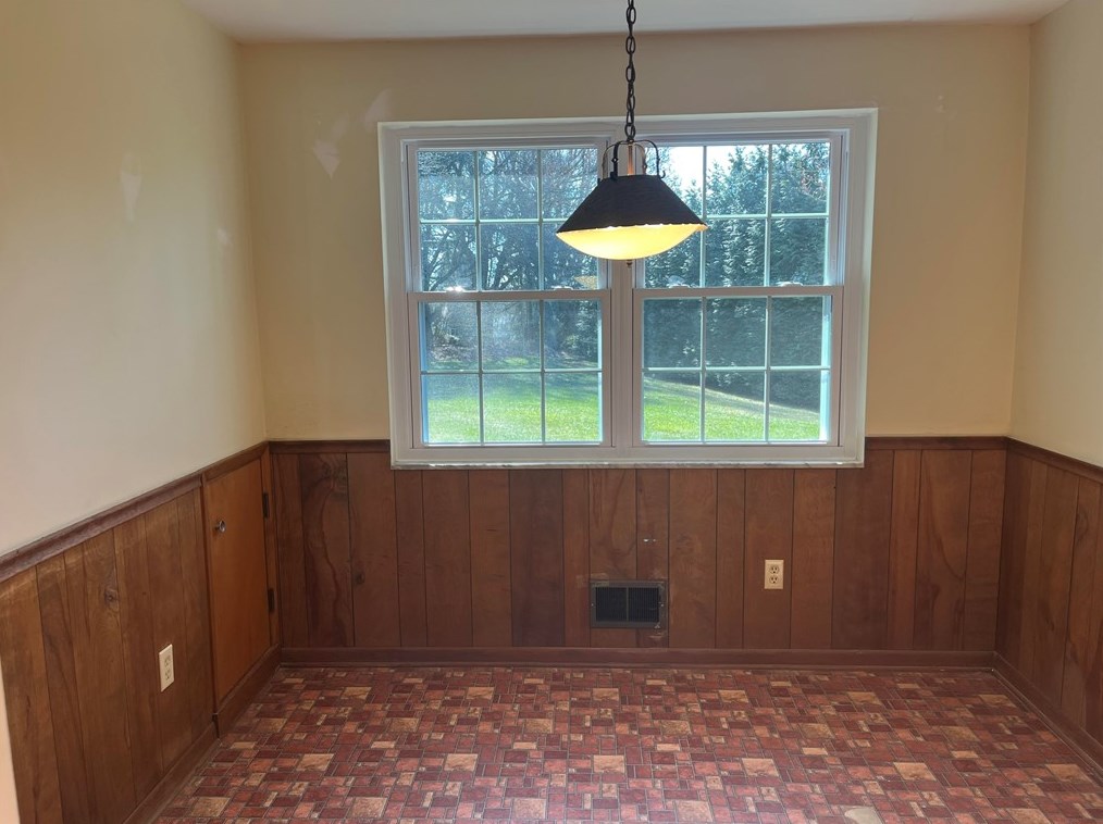 2389 Flagstaff Dr, Export PA  15632-8801 exterior