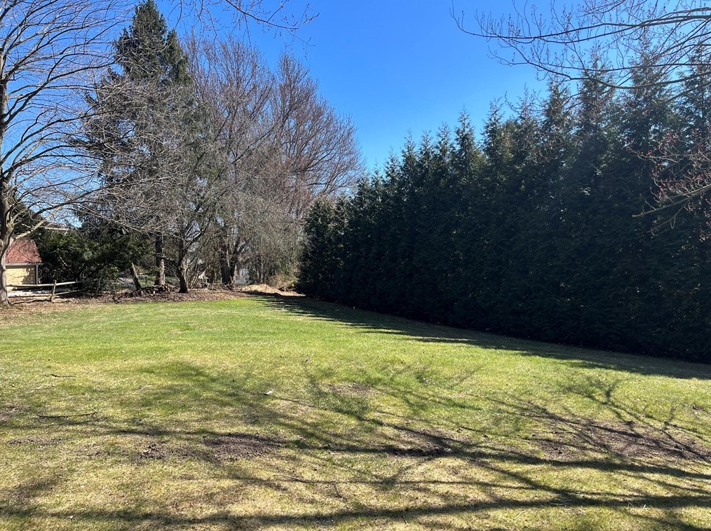 2389 Flagstaff Dr, Export PA  15632-8801 exterior