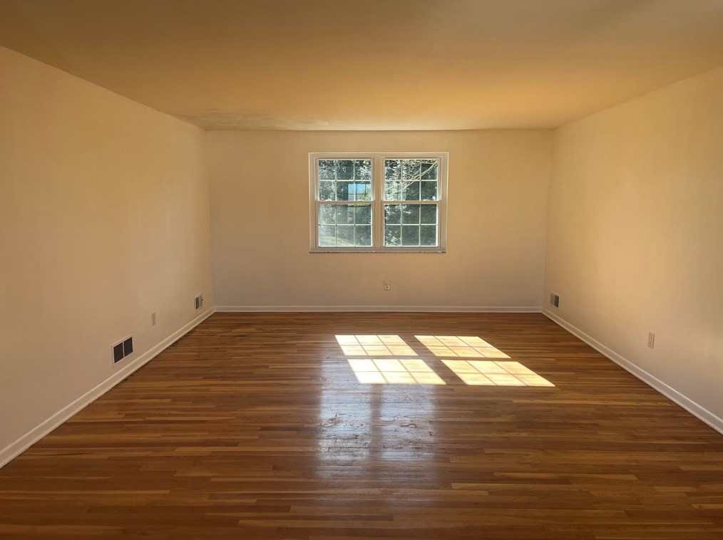 2389 Flagstaff Dr, Export PA  15632-8801 exterior