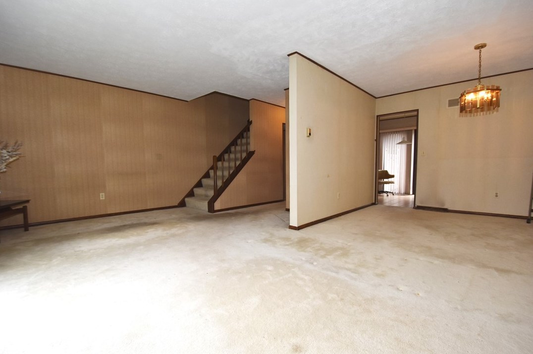 110 Williamsburg Ln, Export PA  15632-1526 exterior