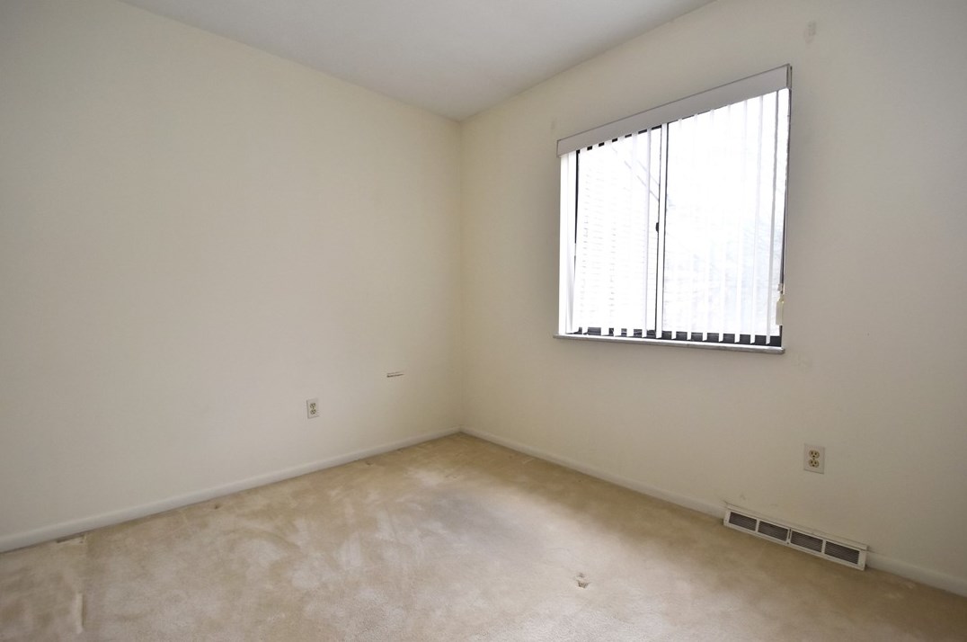 110 Williamsburg Ln, Export PA  15632-1526 exterior